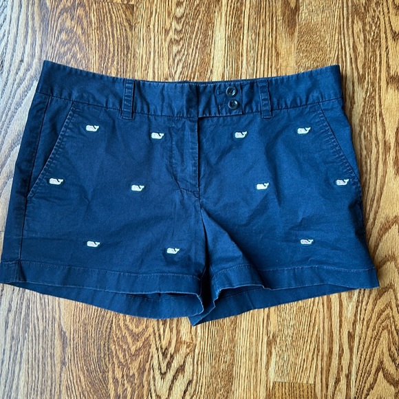 Vineyard Vines Pants - Vineyard Vines Women’s Navy Shorts with Whale Print, Size 6